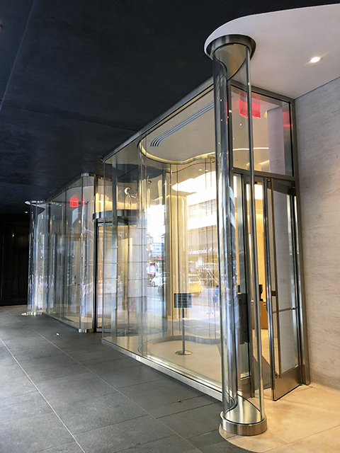 712 Fifth Ave NYC Curved Glass Podium