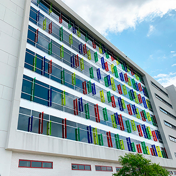 Methodist children hospital san antonio color pvb laminated glass